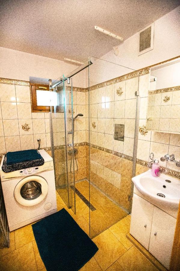 زاكوباني Apartment 26 - Staylikehome المظهر الخارجي الصورة